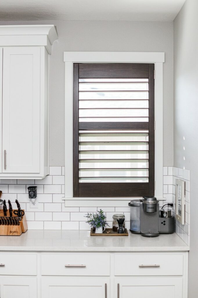 window treatment in the kitchen Blind Guy of Tri-Cities